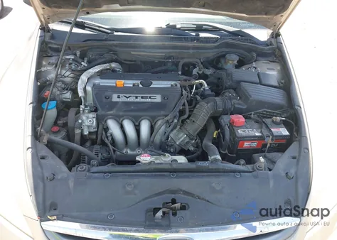 2007 Honda Accord 2.4 Vp from USA, damaged, VIN JHMCM56177C010370